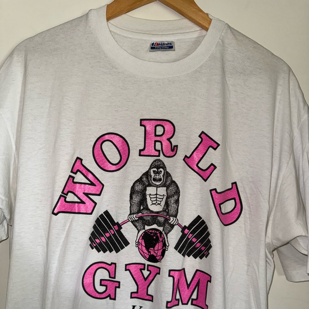 Vintage 90’s World Gym Venice, California Graphics Tee Made In U.S.A - Picture 2 of 5